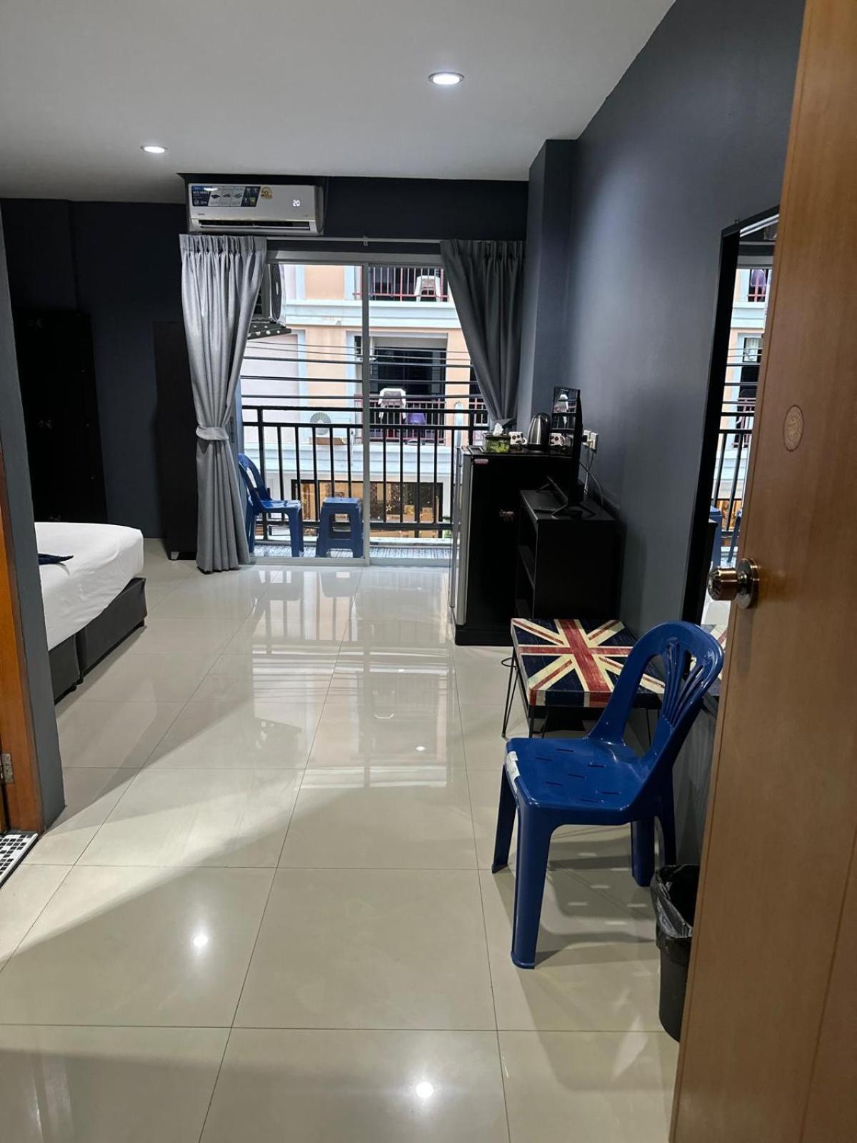 Khách sạn Perk *
